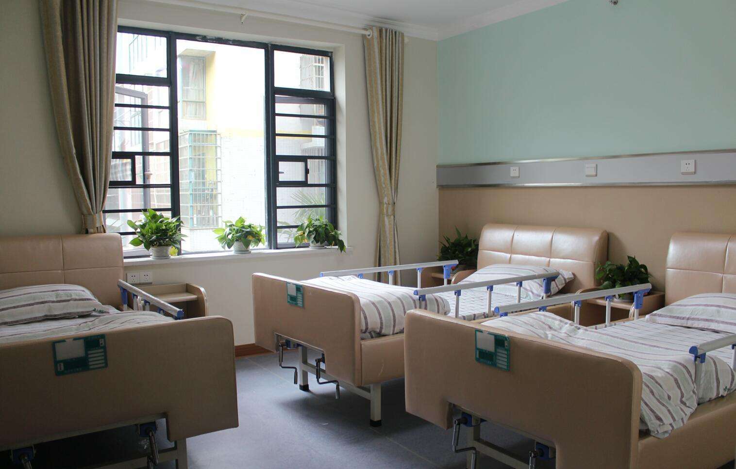 我國養老服務床位大幅減少的挑戰與應對